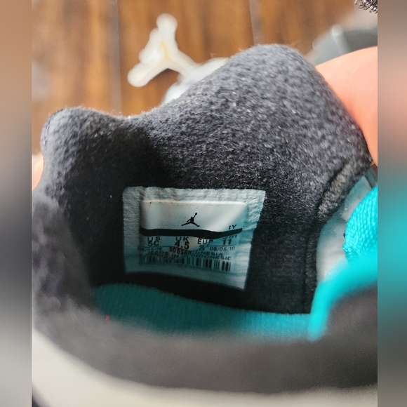 Jordan 8 Retro Beach South Beach - Picture 10 of 10